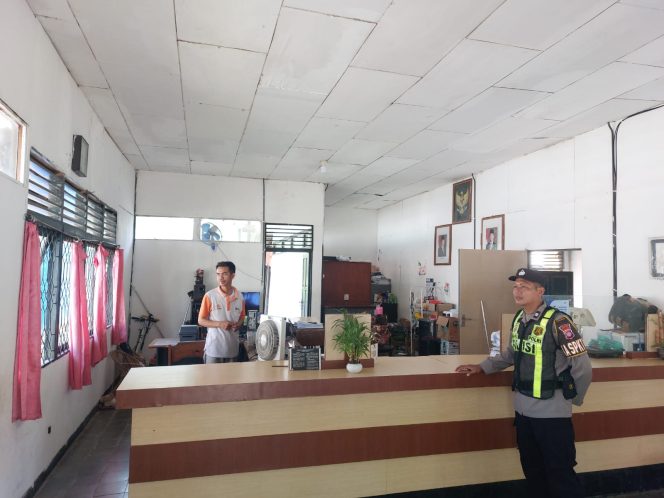 
					Cegah Gangguan Kamtibmas, Polsek Kapuas Barat Intensifkan Patroli Objek Vital