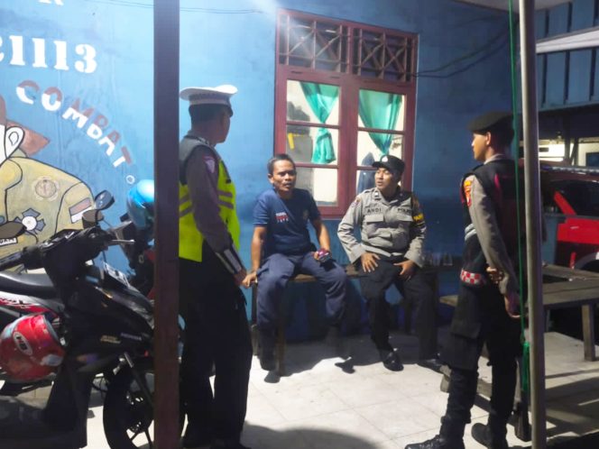 
					PAMAPTA III POLRES SERUYAN PATROLI DIALOGIS BERSAMA DAMKAR, PERKUAT SINERGI CEGAH KARHUTLA DAN GANGGUAN KAMTIBMAS