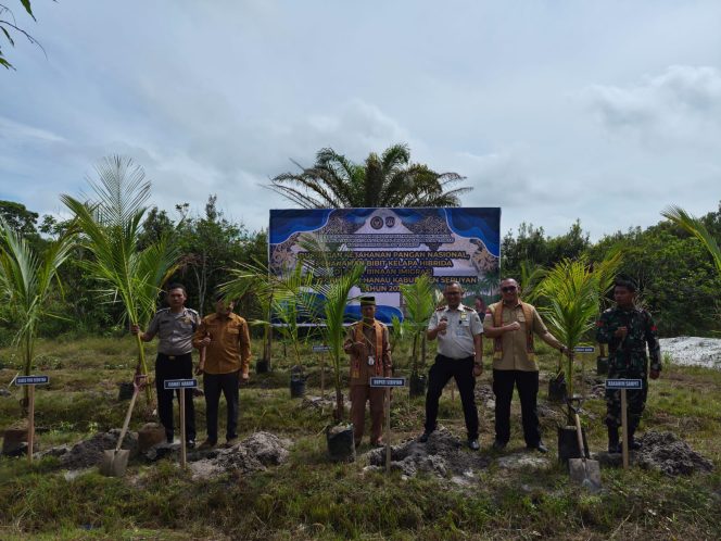 
					POLSEK HANAU HADIRI PERESMIAN DESA BINAAN IMIGRASI DAN DUKUNG PROGRAM KETAHANAN PANGAN NASIONAL