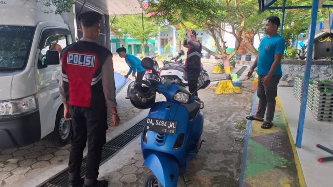 
					Pastikan Program MBG Lancar, Sat Samapta Polres Barito Utara Laksanakan Pengawalan Ketat ke Sekolah-Sekolah