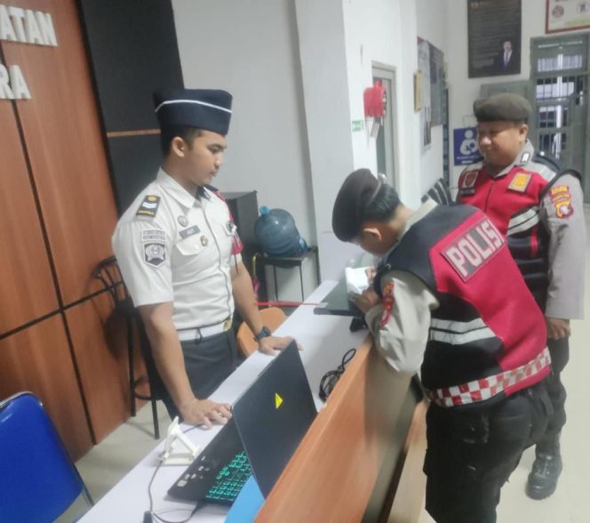 
					Minimalisir Kriminalitas, Sat Samapta Sukamara Sisir Lapas Hingga Perbankan Malam Ini