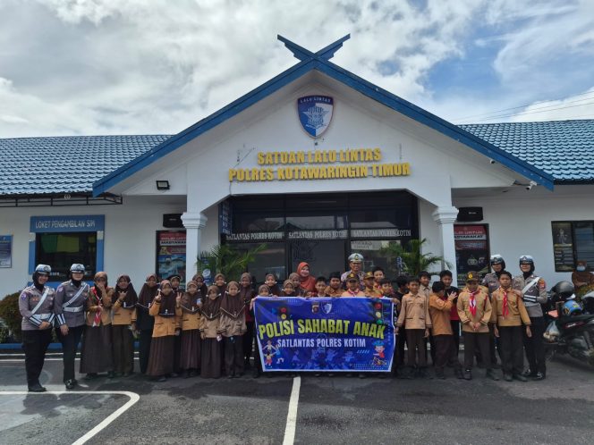 
					Kegiatan Polsanak Satlantas Polres Kotim  Ajak Anak Tertib Berlalu Lintas dan  Sejak Usia Dini.