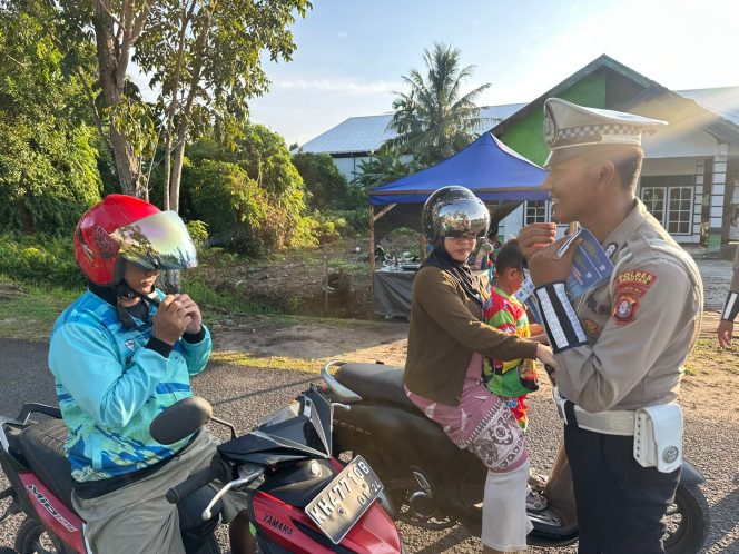 
					SATLANTAS POLRES SERUYAN GELAR TEGURAN SIMPATIK DAN HIMBAUAN KAMSELTIBCARLANTAS DI SEPUTARAN KOTA KUALA PEMBUANG