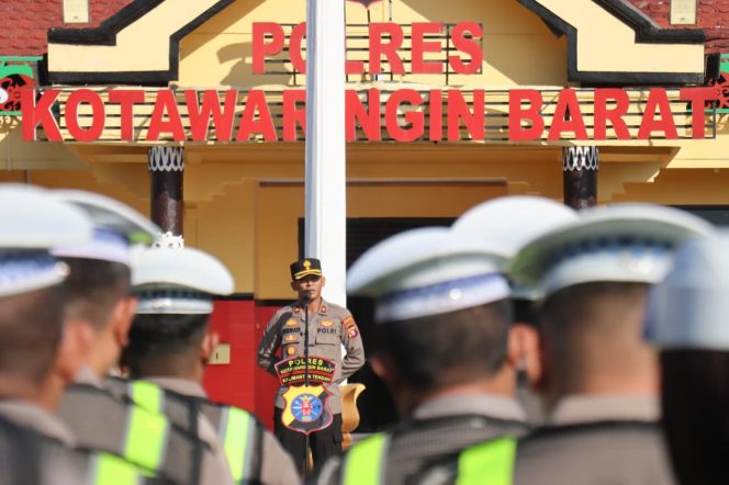 
					‎Wakalolres Kobar Pimpin Pelaksanaan Apel Jam Pimpinan, Ikuti Setiap Perkembangan Kamtibmas