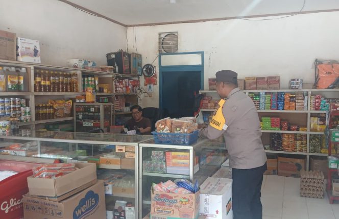 
					Jaga Situasi Tetap Kondusif, Polsek Permata Kecubung Sambang Dialogis Pagi Hari