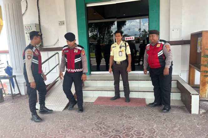 
					Pantau Objek Vital Finansial, Sat Samapta Polres Sukamara Patroli Pagi ke Area Bank Kalteng Sukamara