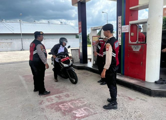 
					Antisipasi Kerawanan Antrean, Sat Samapta Polres Sukamara Patroli Kamtibmas ke Area SPBU Sukamara