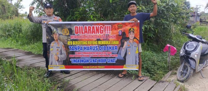 
					Giat Polsek kapuas tengah Rutin lakukan imbauan larangan  karhutla kepada masyarakat.