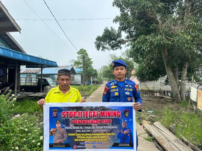 
					Satpolairud Polres Kapuas Laksanakan Patroli Perairan, Beri Imbauan Stop Penambangan Liar Di DAS Kapuas