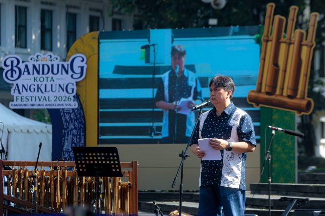 
					Ade Astrid dan 500 Musisi Meriahkan Bandung Kota Angklung Festival 2026