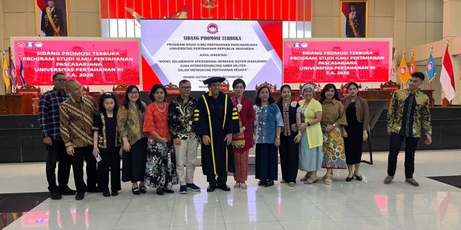 
					Mayjen TNI Dr Immer Hotma Partogi Butar Butar SIP MM Sukses Raih Gelar Doktor dari Universitas Pertahanan