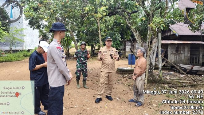
					Urus Perizinan: Camat Parenggean Sosialisasikan Penghentian Sementara Tambang Emas di Desa Barunang Miri