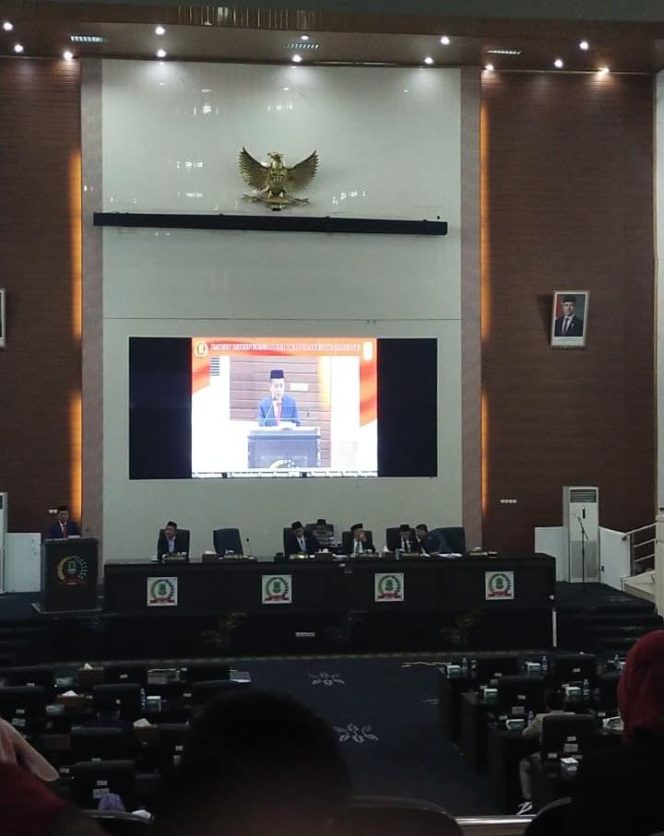 
					Bupati Karawang Sampaikan Nota Pengantar Pertanggungjawaban Pelaksanaan APBD Tahun Anggaran 2025