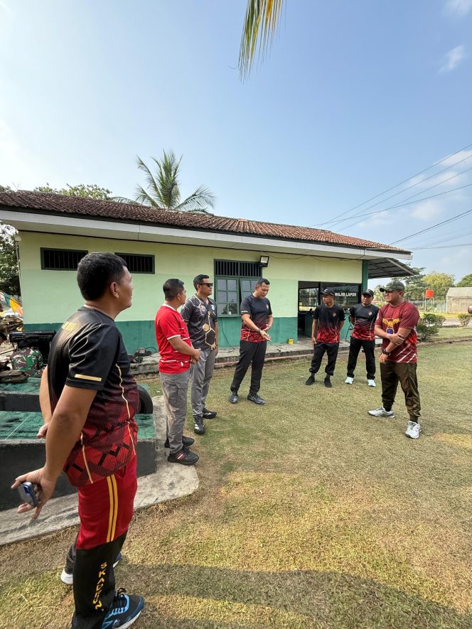 
					Dukung HUT Skadron 12/AJY ke-14, Ketua KONI Way Kanan Ajak Masyarakat Galakkan Olahraga