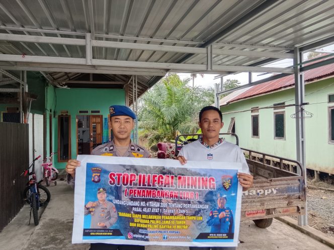 
					Satpolairud Polres Kapuas Laksanakan Patroli Perairan, Beri Imbauan Stop Penambangan Liar Di DAS Kapuas