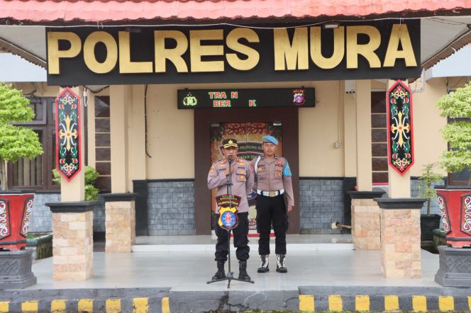 
					Apel Jam Pimpinan, Kapolres Mura: Laksanakan Tugas Dengan Rasa Penuh Tanggung Jawab
