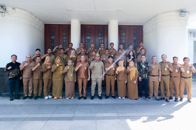 
					Kota Bandung dan Kabupaten Kotawaringin Timur Sepakat Berkolaborasi, Fokus Tingkatkan PAD dan Digitalisasi Layanan
