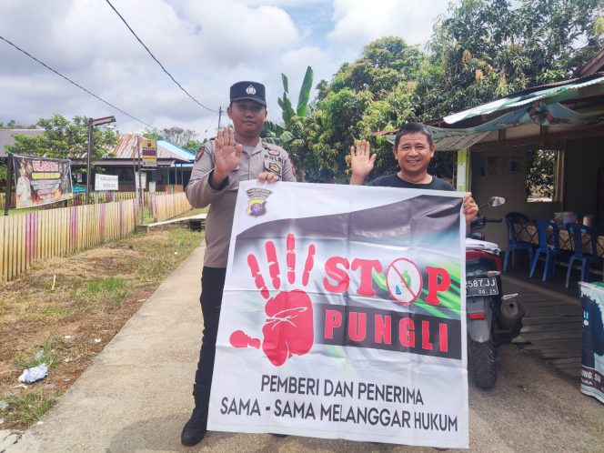 
					Personel Polsek Dusut Sosialisasikan Perpres Nomor 87 Tahun 2016 Dengan Masyarakat