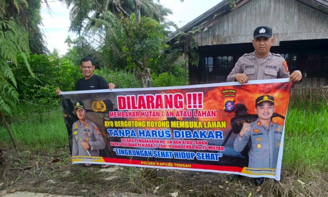 
					Personil Polsek kapuas tengah Rutin lakukan imbauan larangan  karhutla kepada masyarakat.