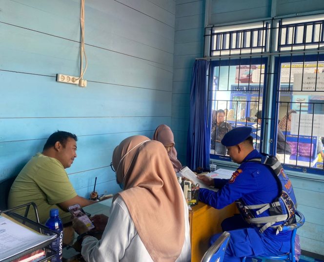 
					Intensifkan Patroli Perairan, Polres Barito Utara Jaga Kondusifitas Kamtibmas di DAS Barito