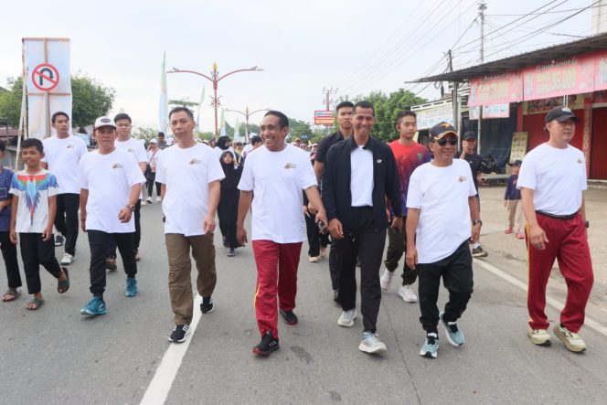 
					Wujud Sinergi Polri dan Masyarakat, Polres Murung Raya Gelar Jalan Santai Jelang Hari Bhayangkara ke-80
