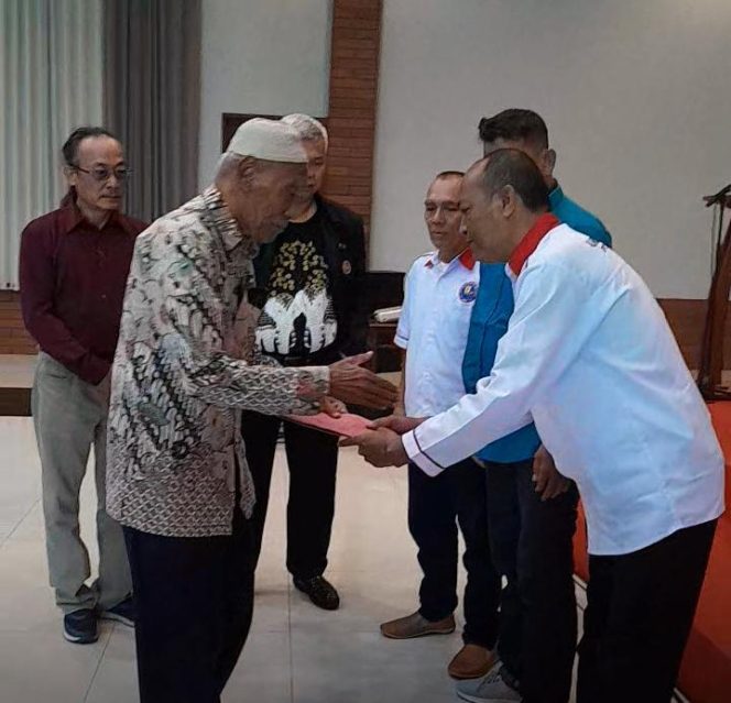 
					Nacep Suryaman Terpilih Aklamasi Pimpin AWI Jawa Barat 2026–2031, Awali Babak Baru Pers Profesional dan Bermartabat
