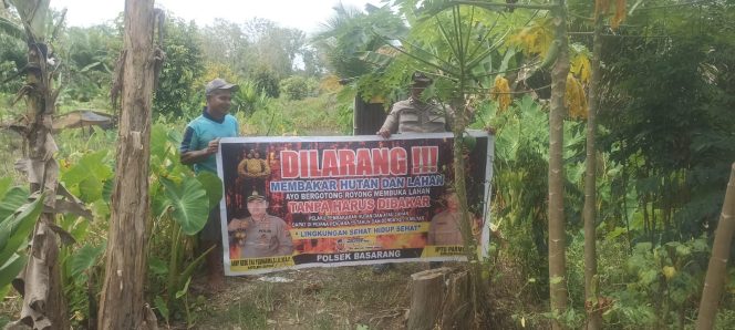 
					Cegah Terjadinya Karhutla, Anggota Polsek Basarang Lakukan Sosialisasi Secara Rutin