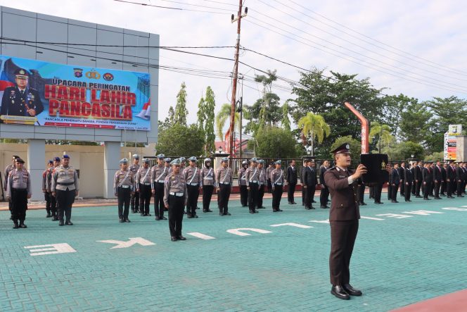
					Polres Kapuas Peringati Hari Lahir Pancasila 2026, Perkuat Semangat Persatuan dan Pengabdian