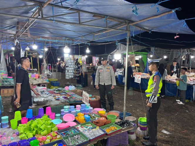 
					POLRES SERUYAN AMANKAN PASAR MALAM WAHANA PERMAINAN ANAK DI LAPANGAN PESANTREN ASSERUYANIYAH