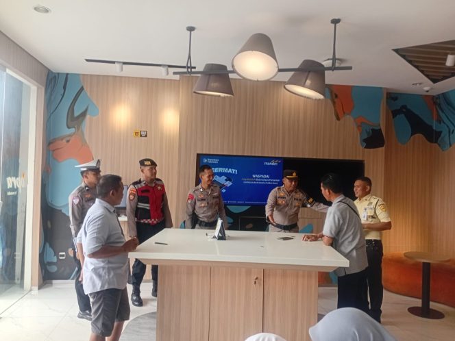 
					PAMAPTA I POLRES SERUYAN PATROLI DIALOGIS KE EMPAT OBJEK VITAL, BINA KEAMANAN SWAKARSA
