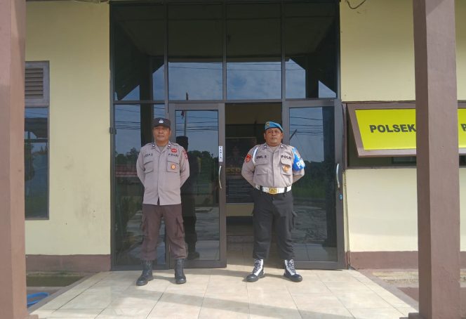 
					POLSEK PULAU PETAK LAKSANAKAN SIAGA MAKO PAGI