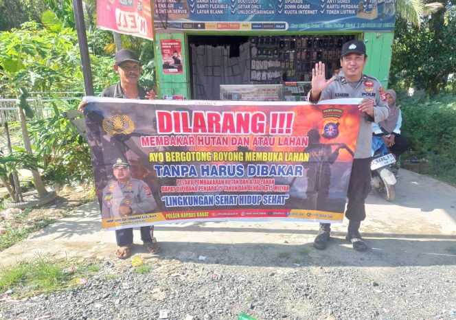 
					Antisipasi Musim Kemarau, Polsek Kapuas Barat Gencarkan Imbauan Larangan Karhutla ke Warga