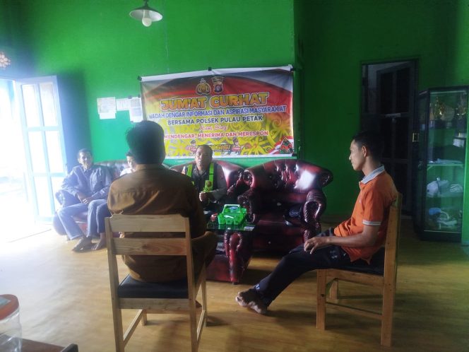 
					PERSONEL PULAU PETAK LAKSANAKAN KEGIATAN “JUM’AT CURHAT” GUNA MENDENGAR KELUHAN MASYARAKAT SECARA LANGSUNG