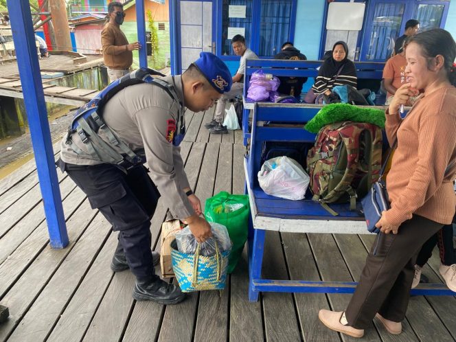 
					Jaga Kamtibmas Perairan, Satpolairud Polres Barito Utara Intensifkan Patroli dan Polmas di DAS Barito