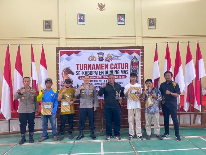 
					Dekat dengan Masyarakat, Polres Gunung Mas Sukses Jaring Pecatur Berbakat di Hari Bhayangkara