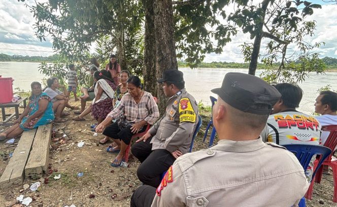 
					Cerdas Bermedsos, Polsek Sepang Ajak Warga Sepang Simin ‘Saring Sebelum Sharing’