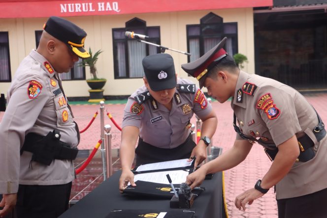 
					Polres Barito Utara Gelar Upacara Sertijab Pejabat Utama dan Kapolsek, Wujud Penguatan Organisasi dan Pelayanan Kepolisian