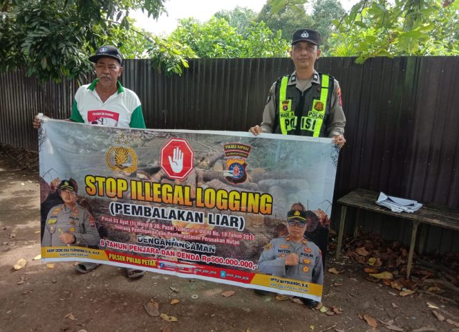 
					SOSIALISASI PENEBANGAN HUTAN SECARA LIAR (ILEGAL LOGING) OLEH PERSONIL POLSEK PULAU PETAK