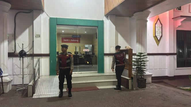 
					Amankan Pusat Keuangan Daerah, Sat Samapta Polres Sukamara Patroli Preventif di Bank Kalteng