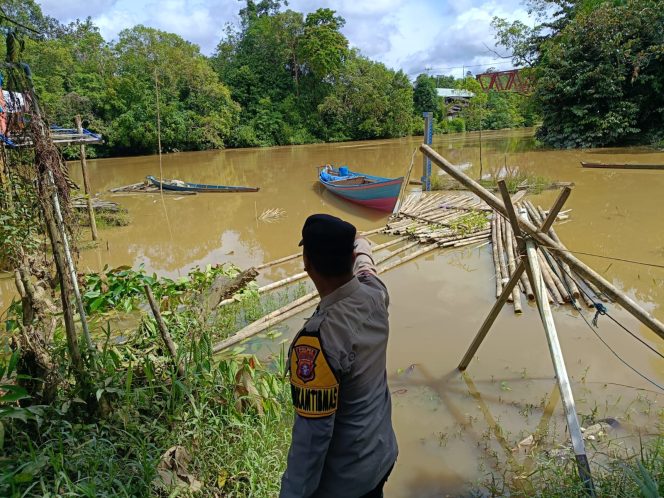 
					Langkah Responsif Polsek Manuhing Lindungi Keselamatan Warga