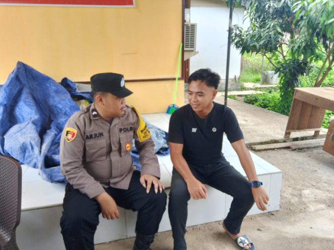 
					Tangkal Hoaks dan Provokasi, Polsek Kahulut Ajak Warga Jaga Kamtibmas