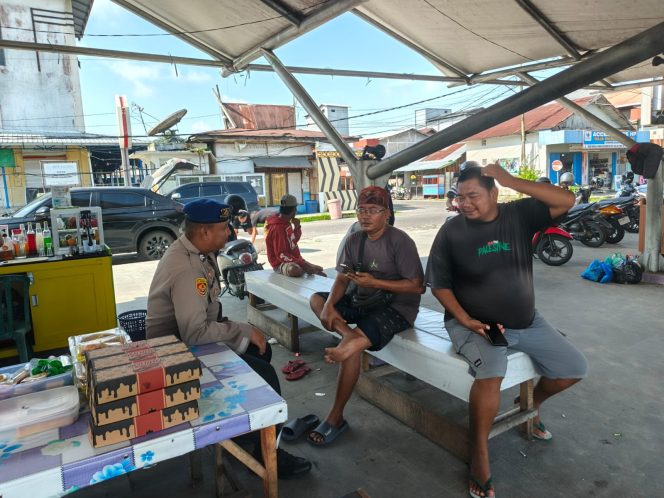 
					Jaga Keamanan Lintas Perairan, Sat Polairud Polres Sukamara Sambangi Warga Pesisir dan Pelabuhan Speed Boat