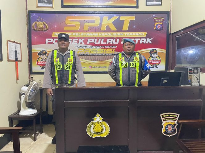 
					POLSEK PULAU PETAK LAKSANAKAN KEGIATAN SIAGA MAKO PADA MALAM HARI GUNA CIPTAKAN SITUASI AMAN