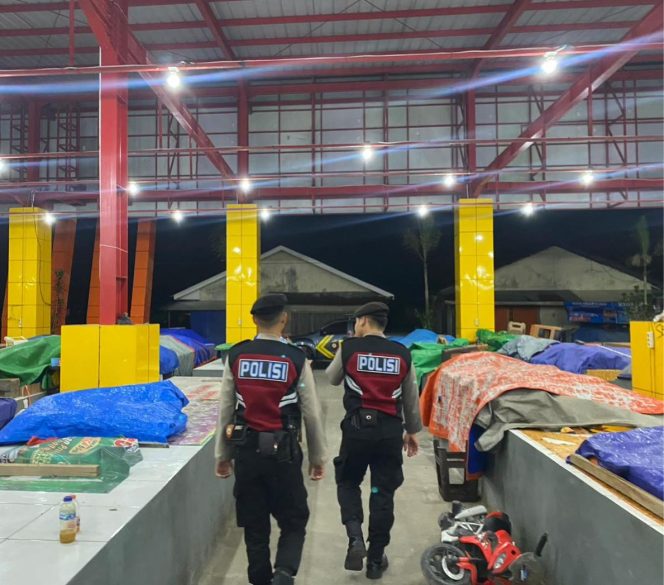 
					Pencegahan Spesialis Pembobolan Toko, Sat Samapta Polres Sukamara Amankan Kompleks Pasar Saik