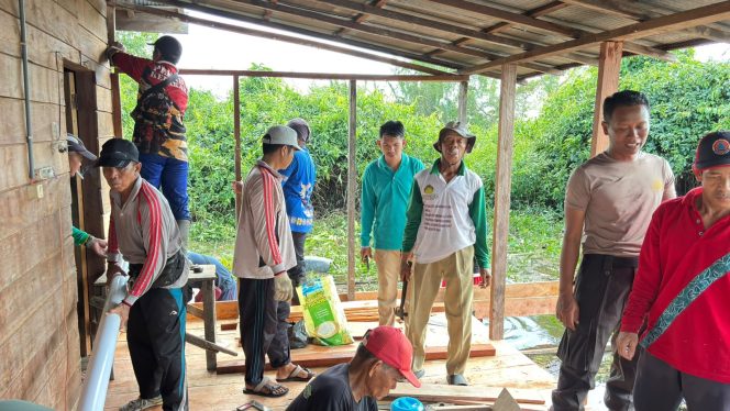 
					POLRES SERUYAN MULAI KERJA BAKTI BEDAH RUMAH, SAMBUT HUT BHAYANGKARA KE-80