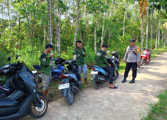 
					Dekatkan Diri dengan Masyarakat, Polsek Kapuas Barat Gencarkan Patroli Dialogis di Kelurahan Mandomai