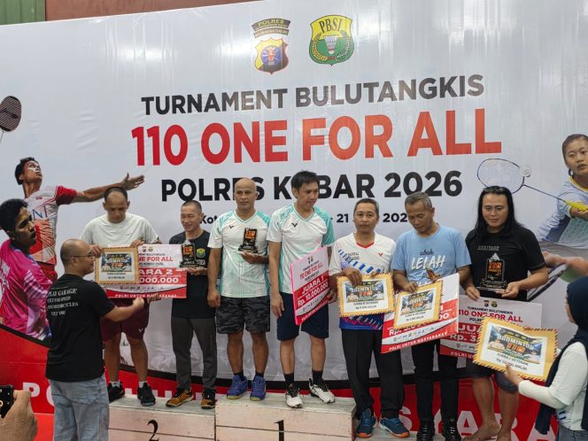 
					‎Turnamen Bulutangkis 110 “One For All” Polres Kobar Resmi Ditutup