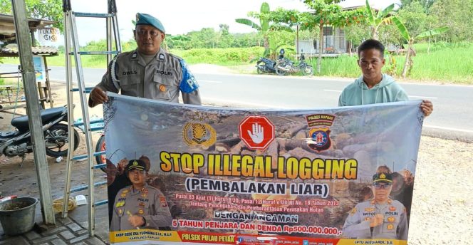 
					SOSIALISASI PENEBANGAN HUTAN SECARA LIAR (ILEGAL LOGING) OLEH PERSONIL POLSEK PULAU PETAK
