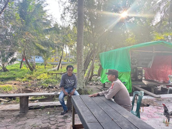 
					Sapu Bersih Potensi Gangguan Keamanan Pesisir, Polsek Pantai Lunci Gelar Operasi Preventif KRYD