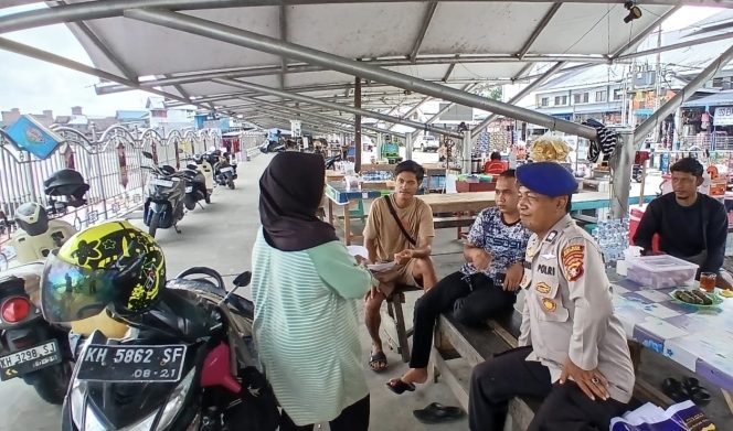 
					Kawal Keamanan Jalur Lintas Sungai, Sat Polairud Polres Sukamara Susur Pinggiran DAS Jelai